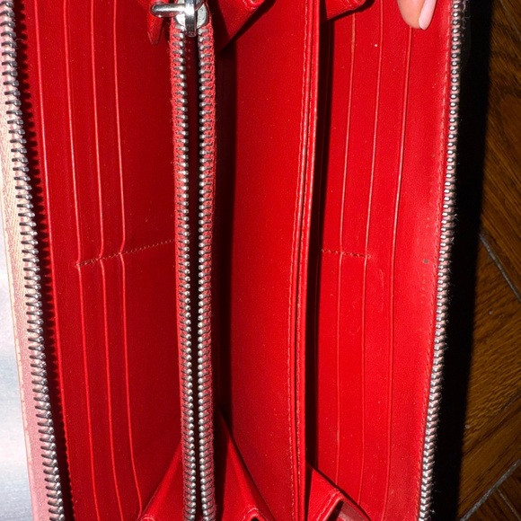 Prada Pink Women's Wallet. Saffiano leather. Good condition. - Picture 7 of 7